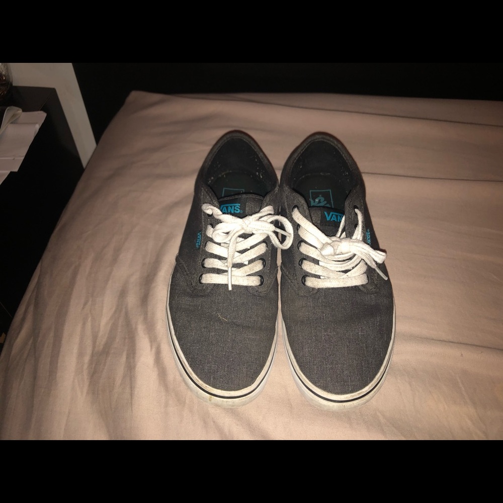 Men size 9.5 Charcoal Vans